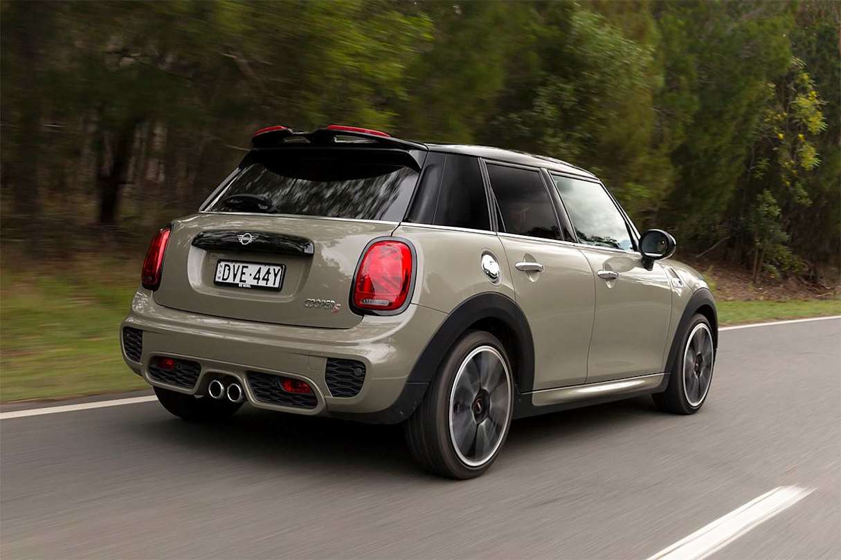 The Cooper S’s bump in power over the Cooper adds the grunt to match the great handling. (Cooper S model shown)